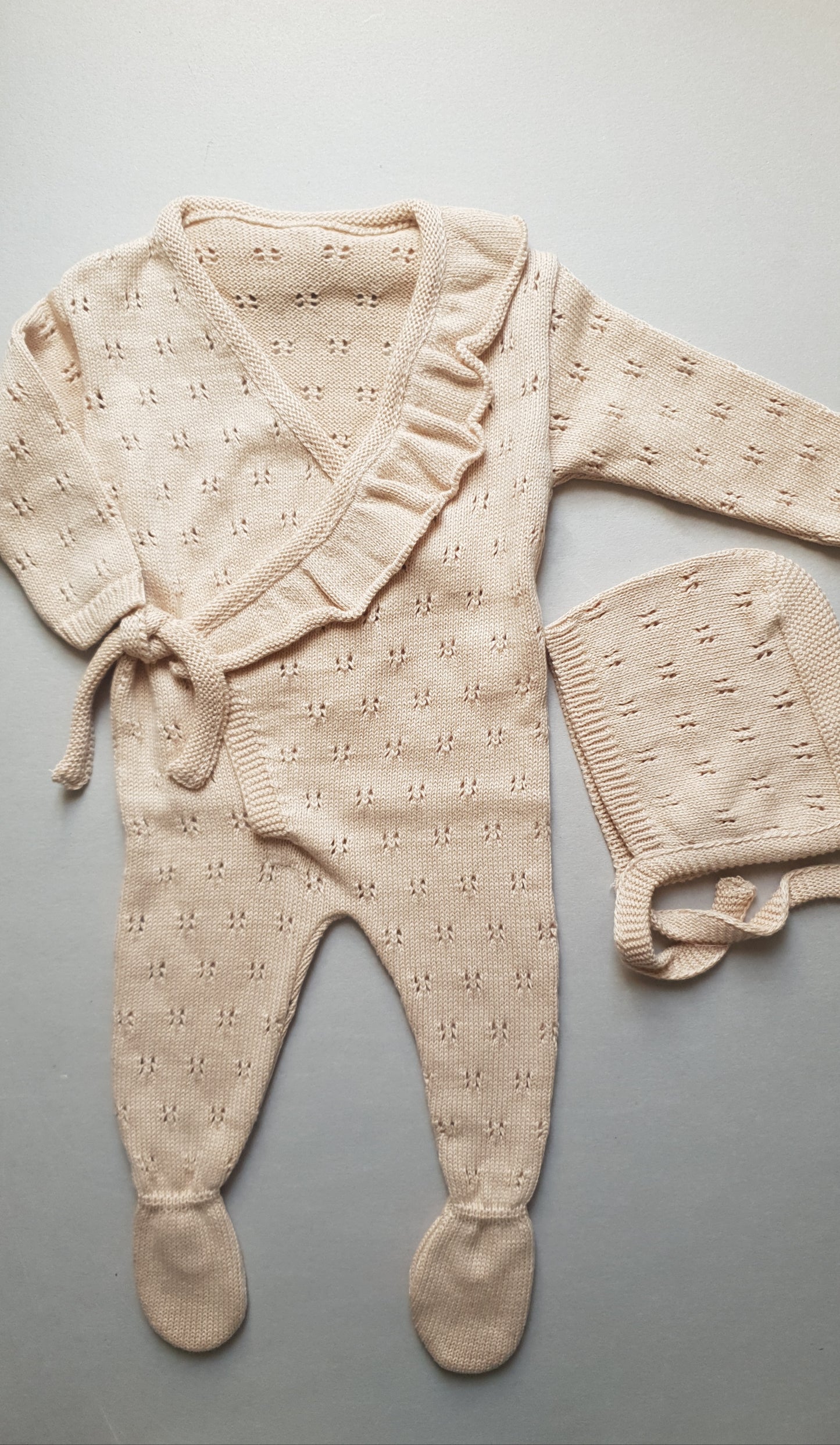 Tutina in Cotone Traforata Neonato