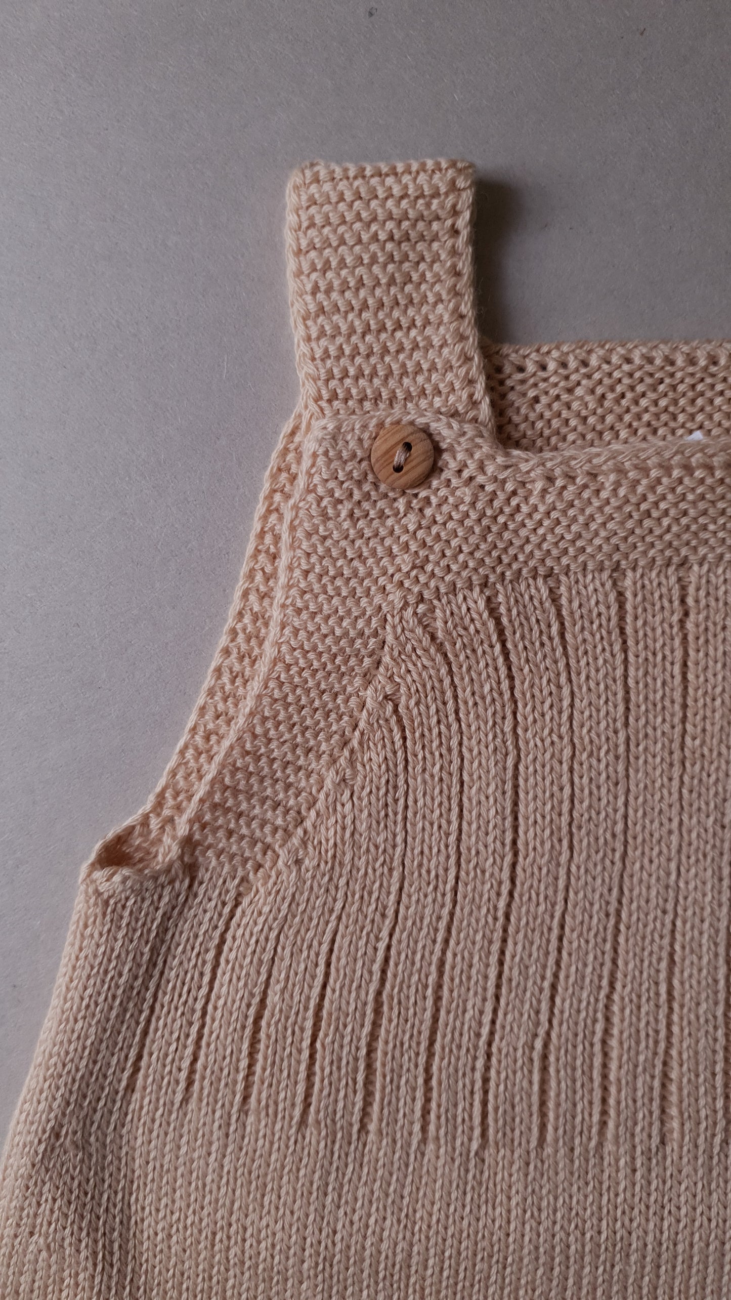 Robe bébé légère en coton avec chaussons