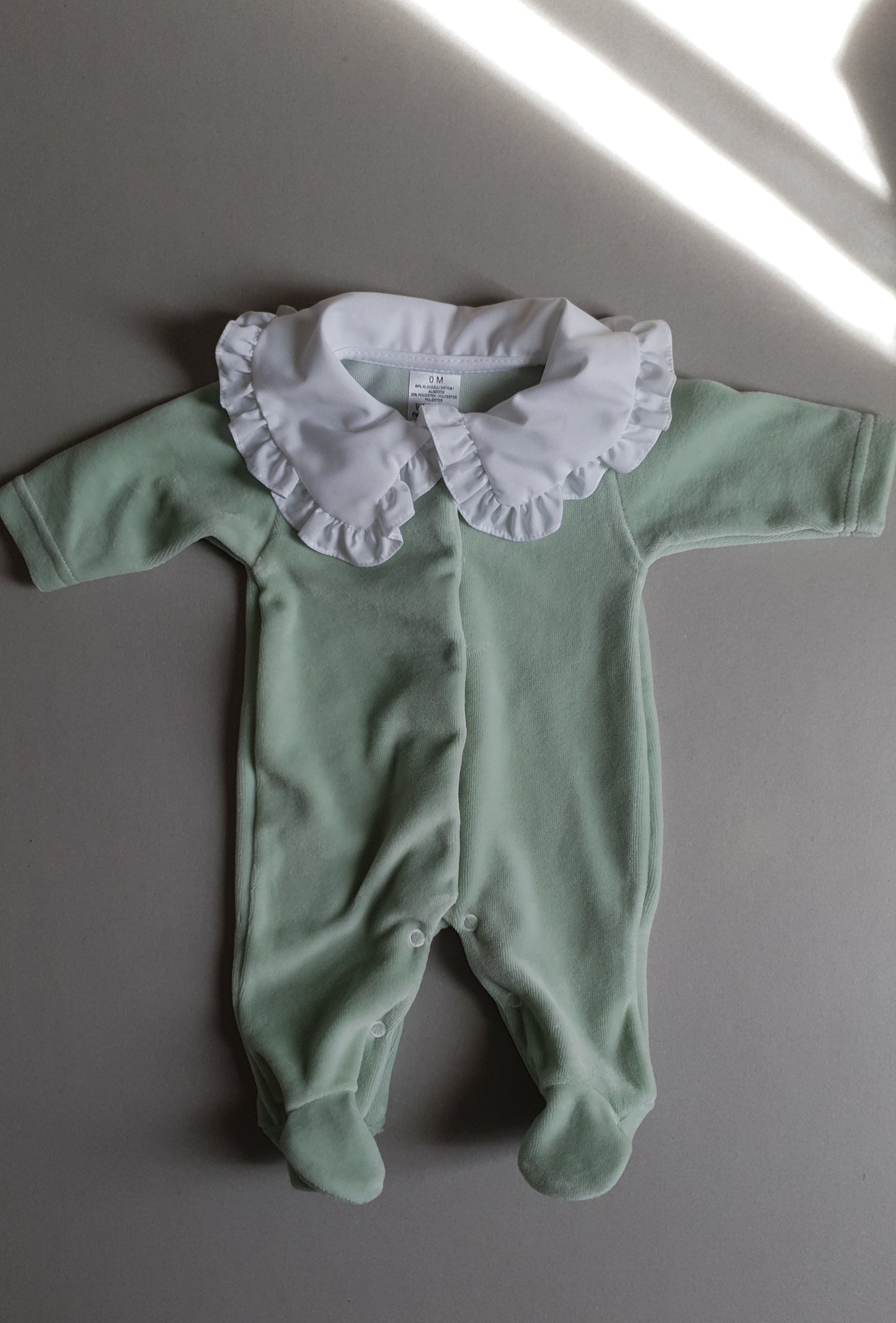 Tutina Neonato in Ciniglia con Rouches