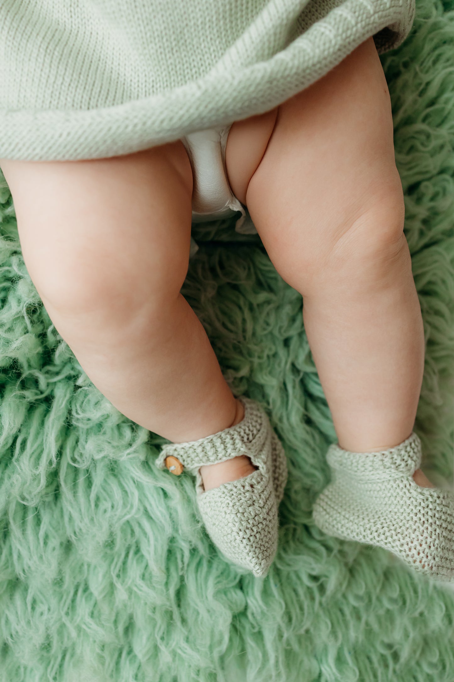 Robe bébé légère en coton avec chaussons